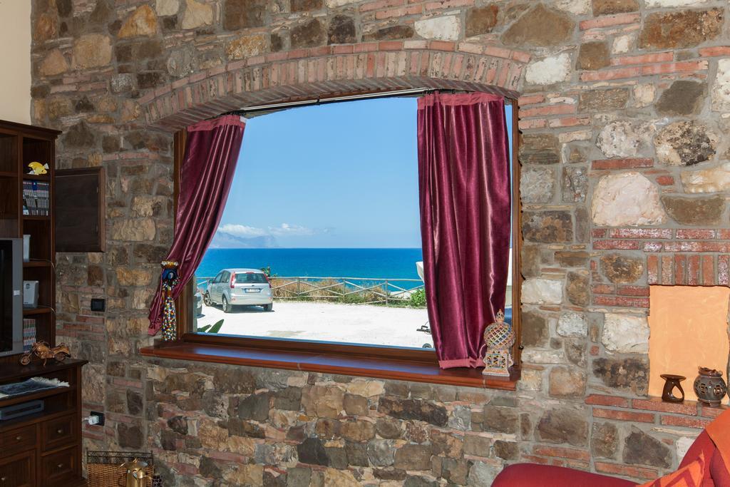 Loft Sul Mare Apartment Balestrate Room photo